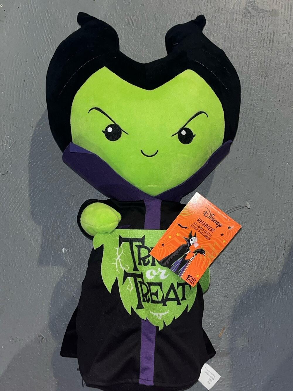 Disney Villains Maleficent Halloween Trick or Treat Plush Greeter 19” NWT